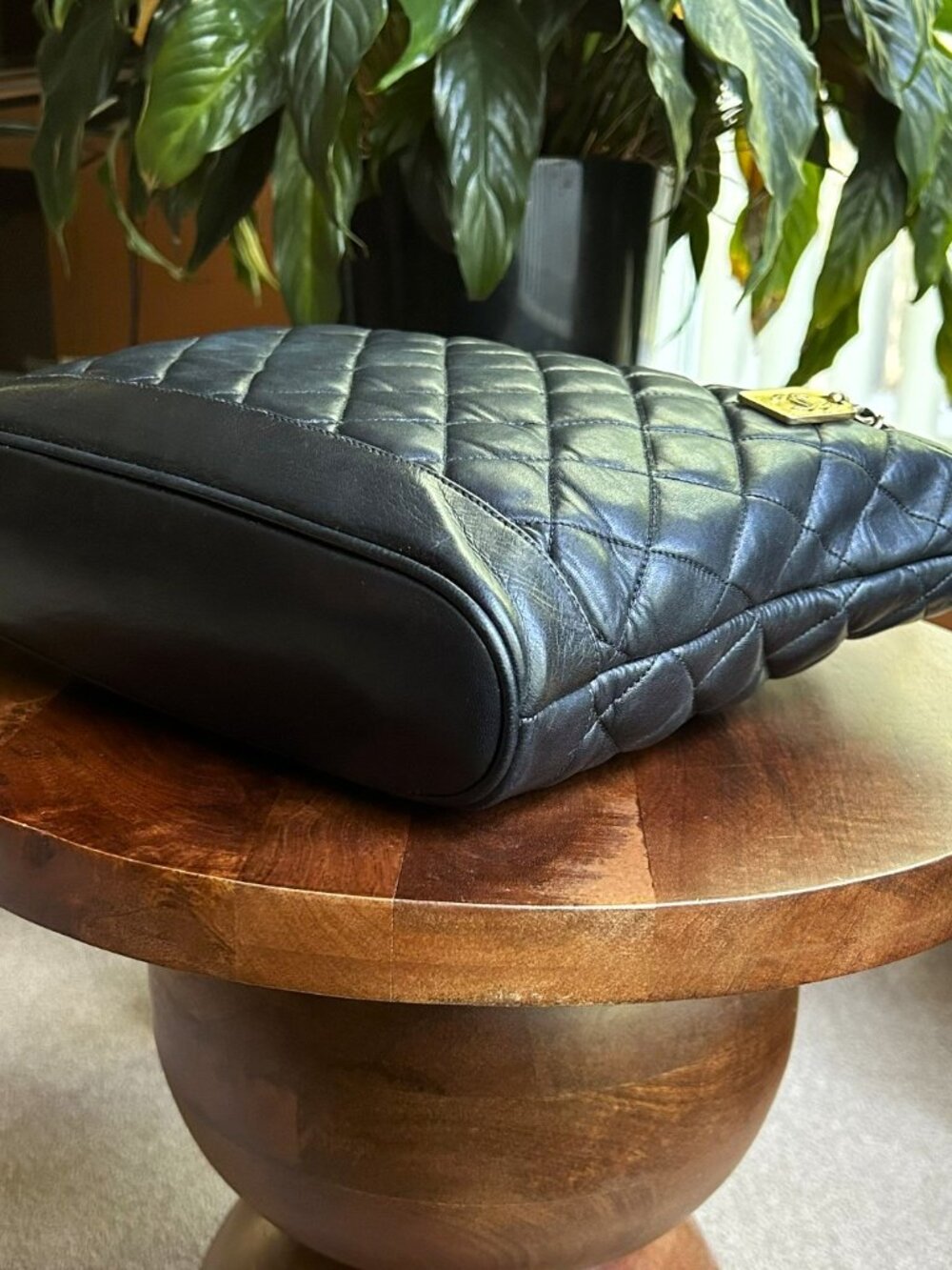 CHANEL Quilted Lambskin Shoulder Bag, Black - Picture 14 of 16